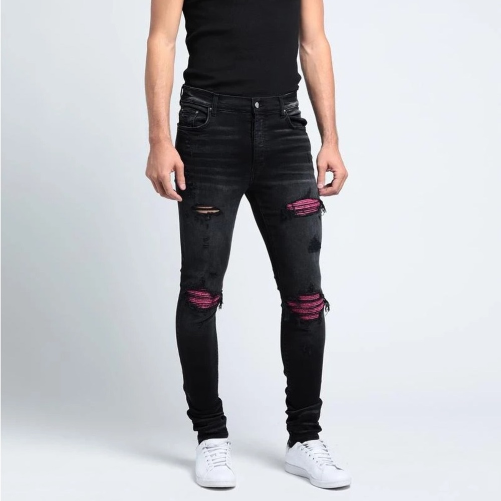 AMIRI MEN'S DENIM AMIRI CRACKED DISTRESSED JEANS - AGED BLACK/PINK 36